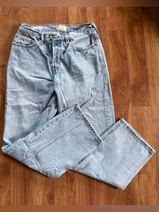 Levi's Denim - Levi's Light Blue Relaxed Fit Women's Jeans 501 90’s